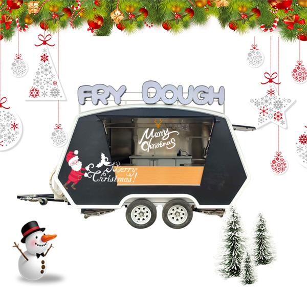 Camion cu pui pentru mâncare