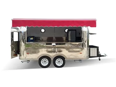 Camion cu alimente personalizat Airstream